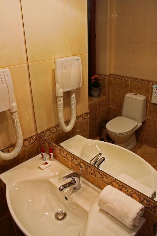 Chateau Montagne Hotel Troyan Trojan Chambre photo